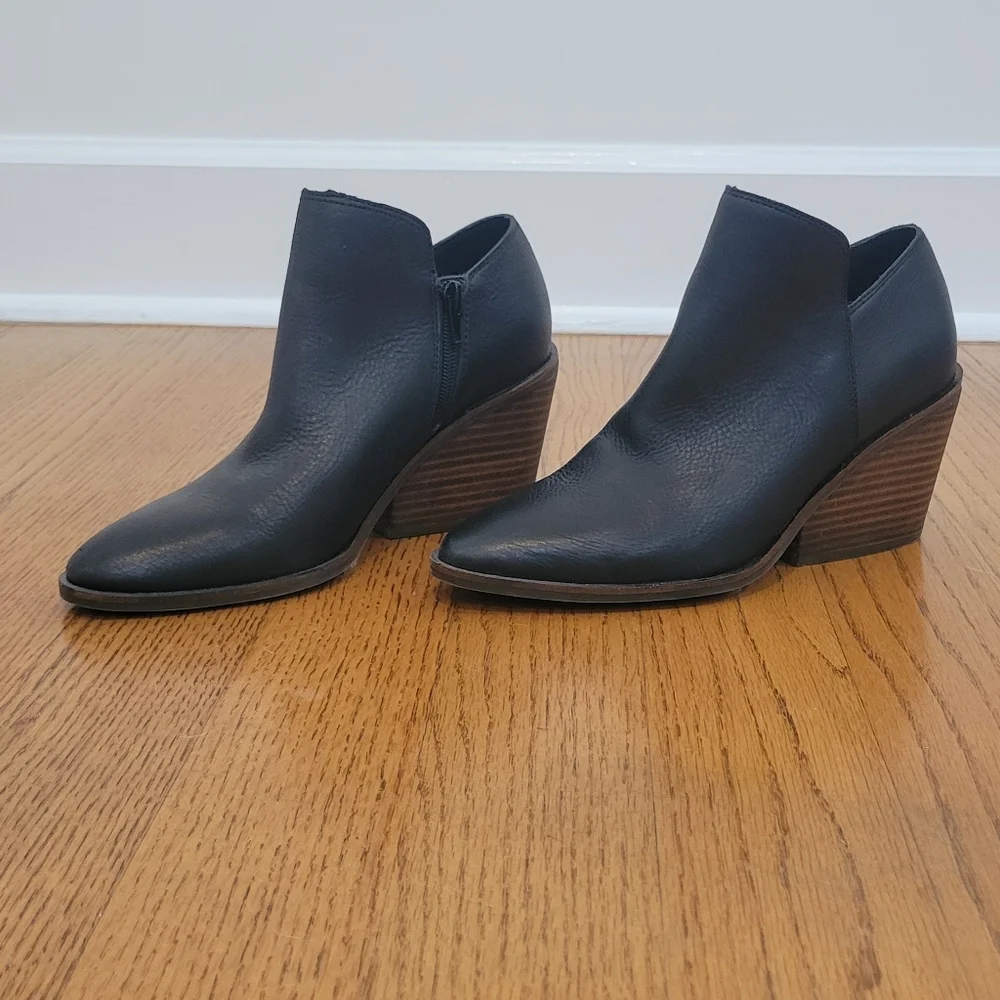 Lucky Brand Black Leather Ankle Booties with Stacked Heel